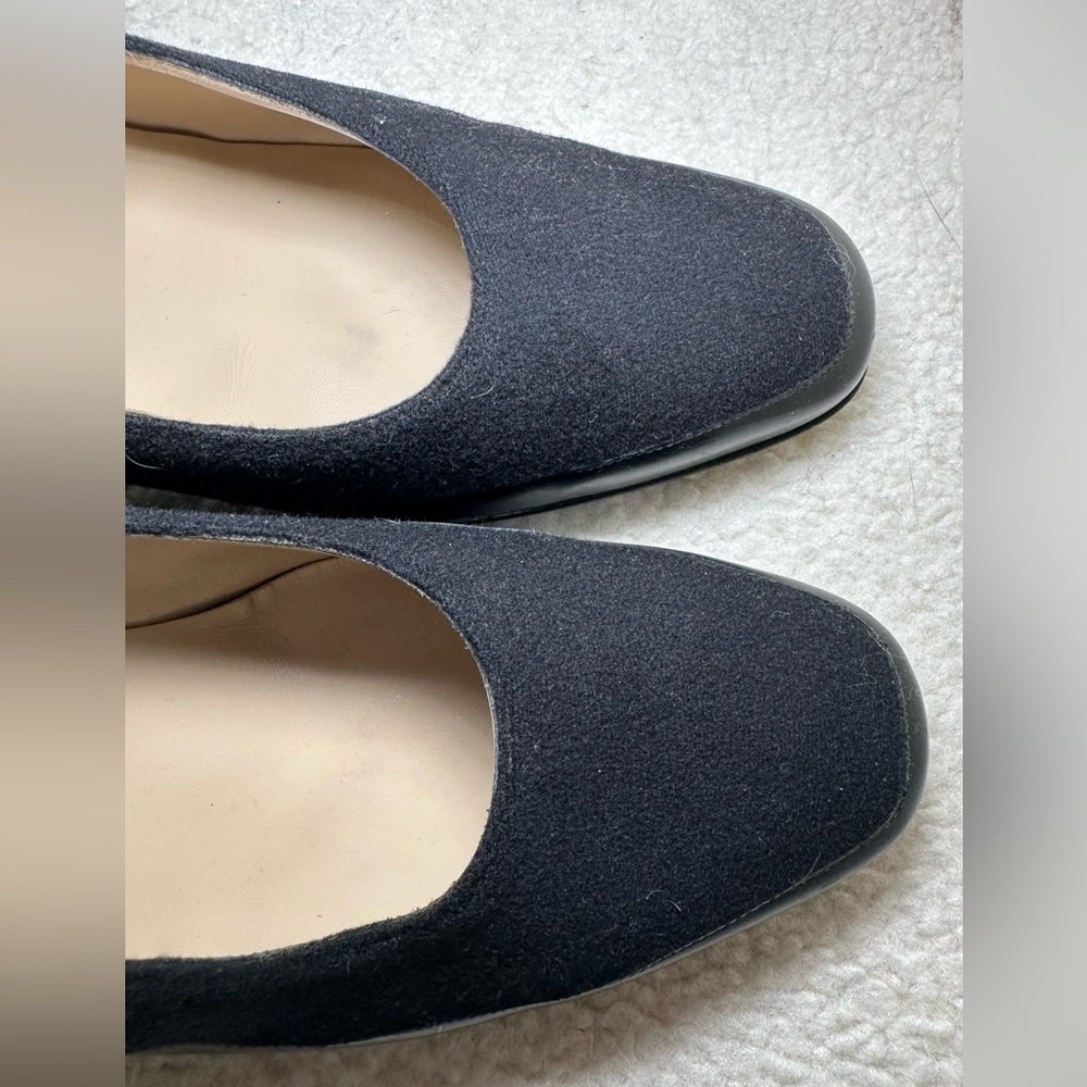 Salvatore Ferragamo Black Suede & Leather Block Heel Pumps Preppy Money 9.5 - Picture 5 of 12